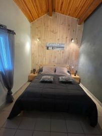 Chambre du gite Figuier, gîte pour 4 à 6 personnes à Joyeuse en Ardèche