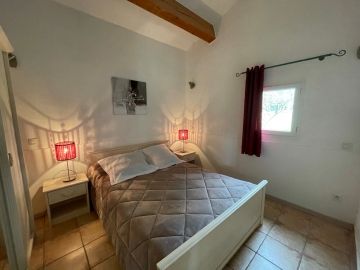 La chambre du Gite Clapas, gite pour 4 personnes à Joyeuse