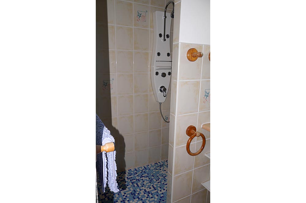 La salle de bain du gîte  Noisetier, gîte pour 4 à 6 personnes en Ardèche